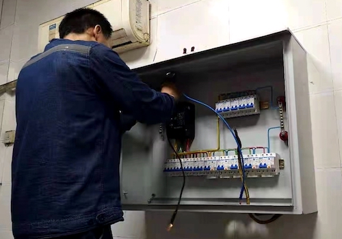 配電箱走線.jpg