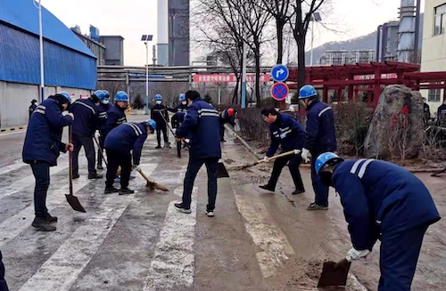 檢修現(xiàn)場清理2.jpg