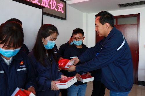 fe71cd5b597846e2b46e6c89a2b9d40.jpg